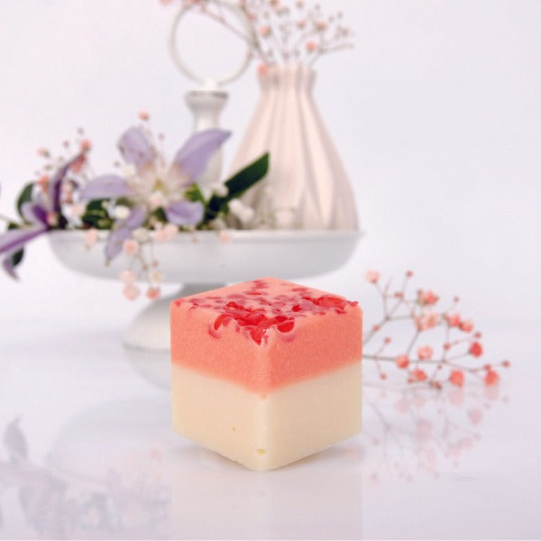 Badefee Badewürfel Grapefruit-Erdbeer